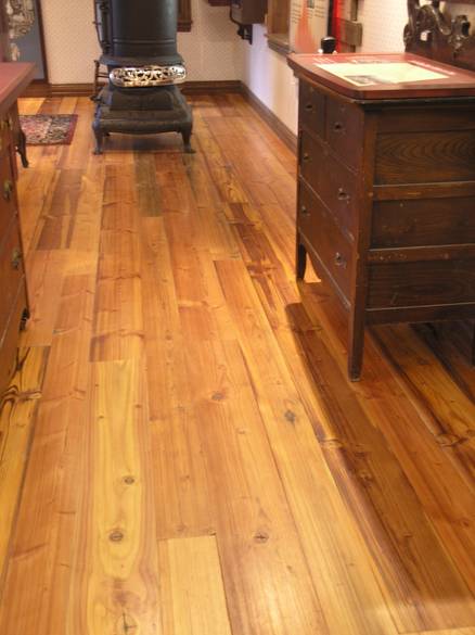 Trestlewood II Flooring